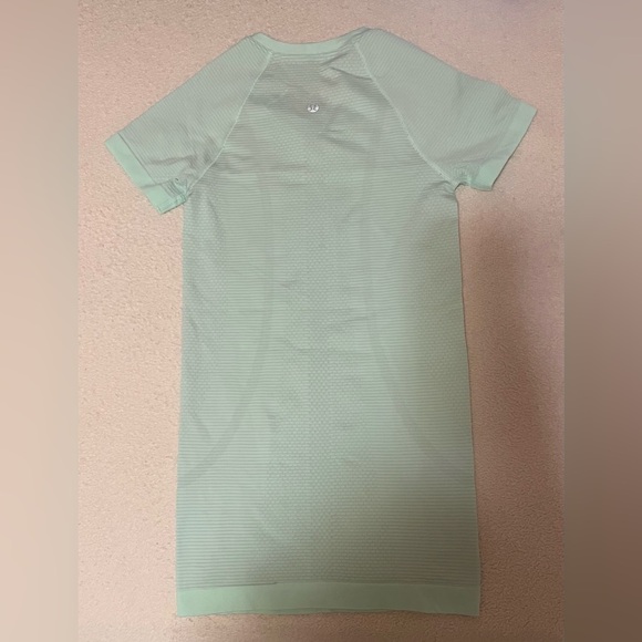 Lululemon Swiftly Tech - Picture 4 of 5